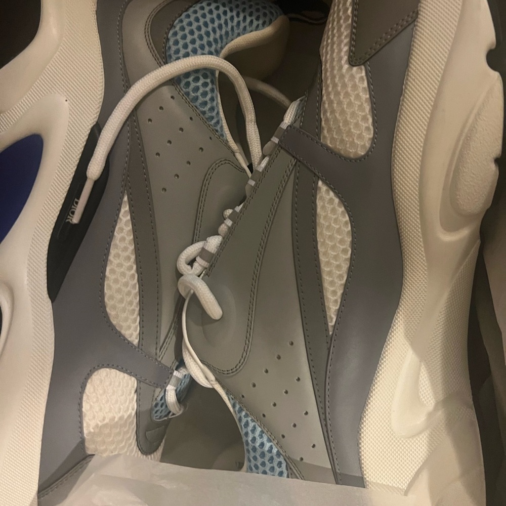 Selling my used kicks